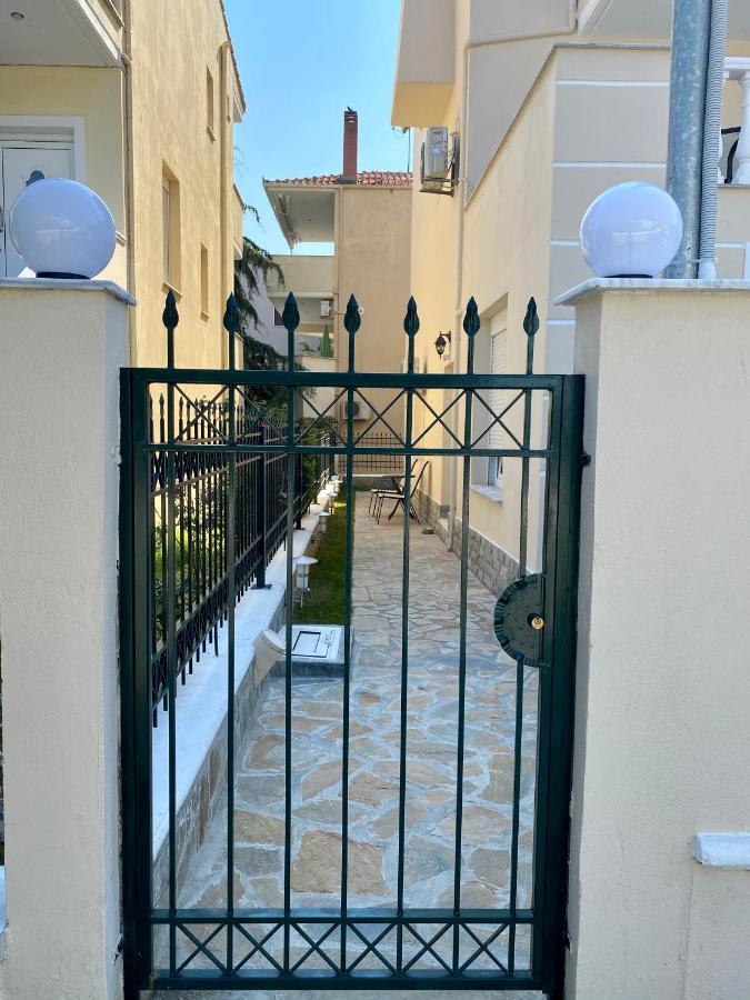 Thea Apartments Nea Iraklitsa Exterior foto
